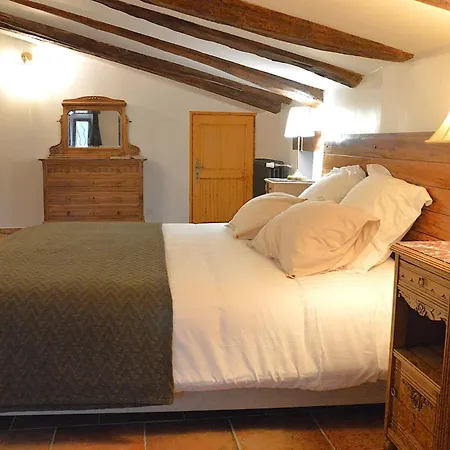 Mas Des Druilles Bed & Breakfast Generargues